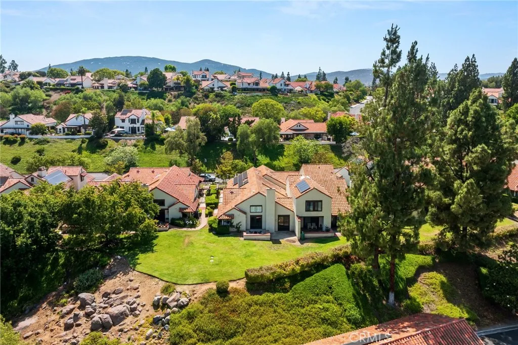 https://cdn.realtyfeed.com/cdn/127/306478566/b6a4b87268d5d97927c4b2d24c28530b.webp