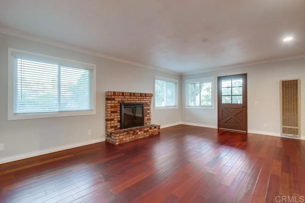 https://cdn.realtyfeed.com/cdn/127/306478567/5b1a6d70815c39ca253b8a452cf588da.webp