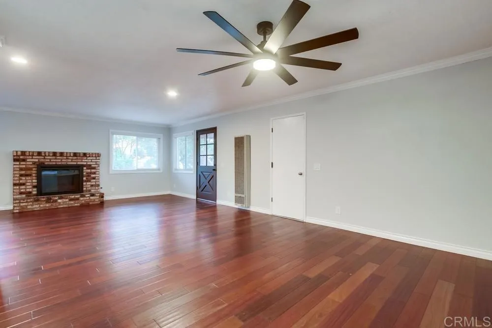 https://cdn.realtyfeed.com/cdn/127/306478567/93d4a21292f2531cbeaf3a025ce8114b.webp