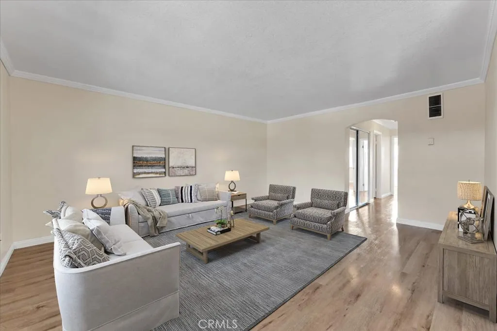 Photo #2: SW25144324 Listing 