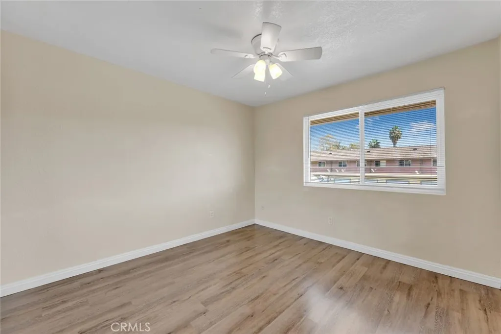 https://cdn.realtyfeed.com/cdn/127/306478721/867aecac6dac7f04c0d808c33cfbad97.webp