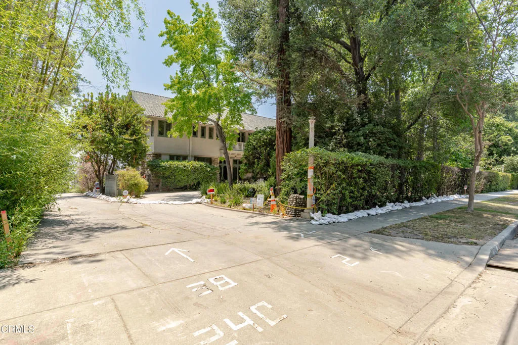 240 E Mendocino Street, Altadena, CA 91001 - Photo 4 of 9, Altadena, CA