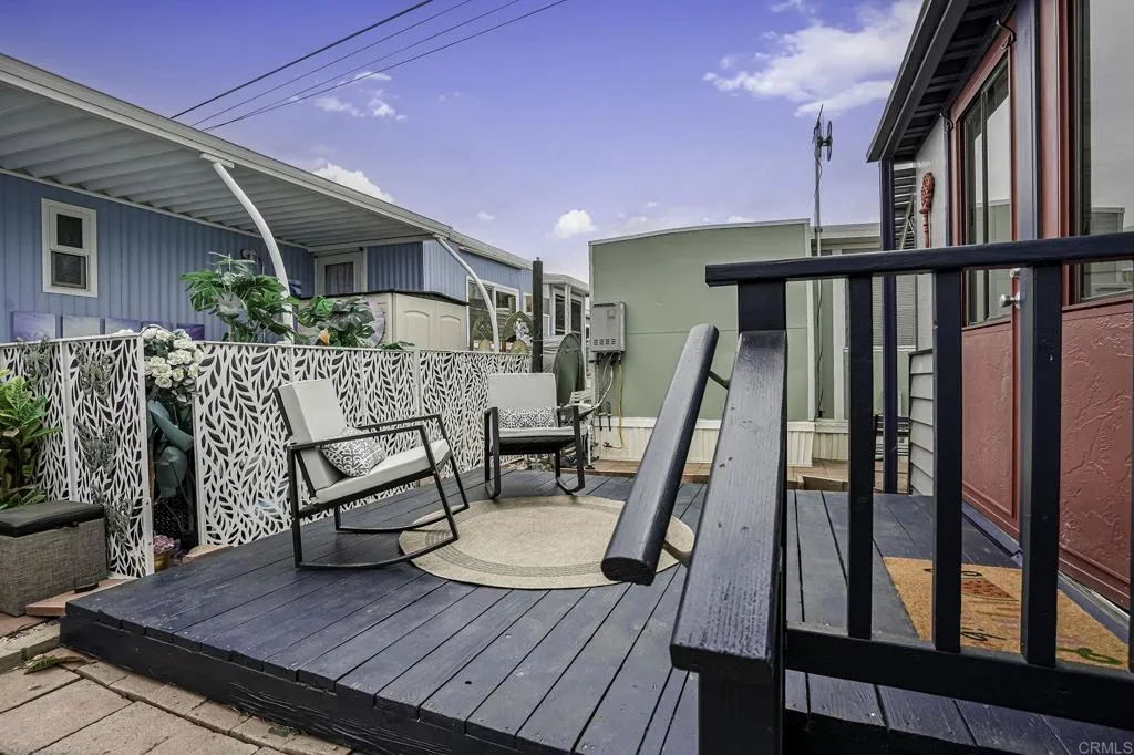 https://cdn.realtyfeed.com/cdn/127/306478829/42bff3b83f64934e784b00e571e26b0d.webp
