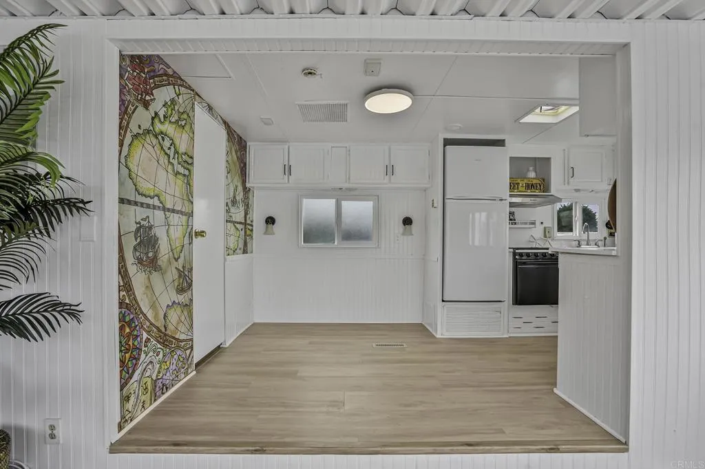 https://cdn.realtyfeed.com/cdn/127/306478829/c5c28919fa64c5db30b1d1e7d57a5404.webp