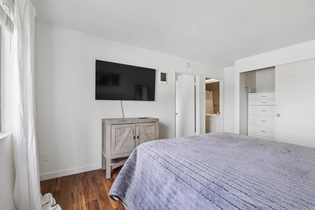 https://cdn.realtyfeed.com/cdn/127/306478945/c23189f34738a7dc647255878e4666fd.webp