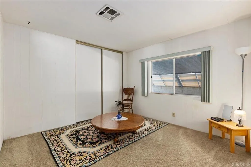 https://cdn.realtyfeed.com/cdn/127/306479040/5f1b43fadbd8afc40126c269f429cfa4.webp