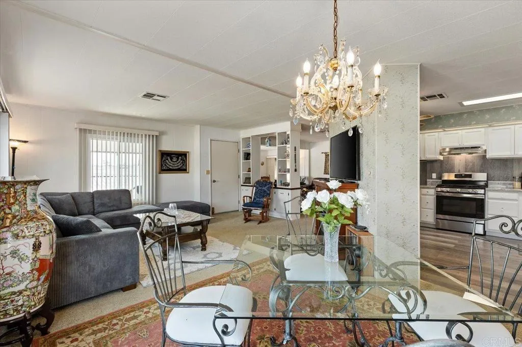 https://cdn.realtyfeed.com/cdn/127/306479040/96836f4b670517b48beb576f7fcca52a.webp