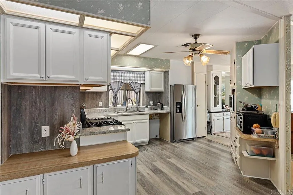 https://cdn.realtyfeed.com/cdn/127/306479040/b5bfe44ba37446fb1855926d2366990e.webp