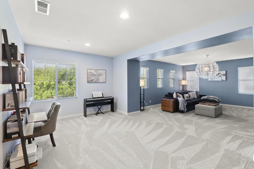 https://cdn.realtyfeed.com/cdn/127/306479042/d567a5115514136f7f64b8ea2f21b0a4.webp