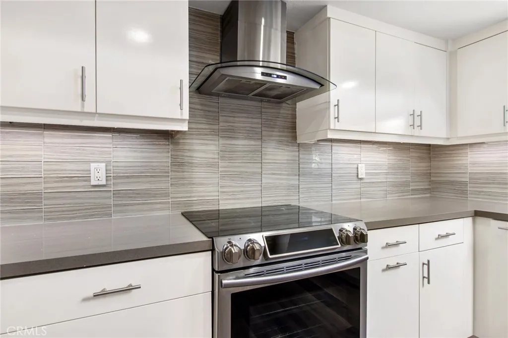 Photo #14: IV25140876 Listing: Photo #14