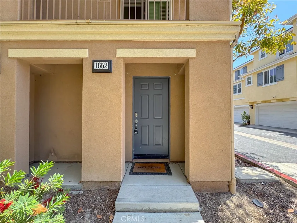 Photo #4: OC25144188 Listing 