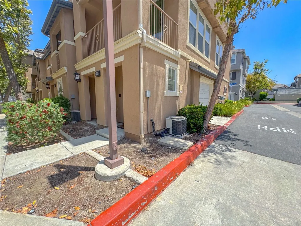 Photo #7: OC25144188 Listing: Photo #7