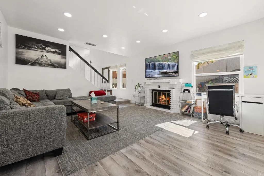 https://cdn.realtyfeed.com/cdn/127/306479191/83d3f05d0b5d695069e8115fd3aa8a98.webp