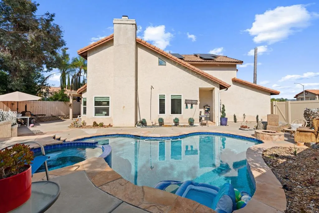 https://cdn.realtyfeed.com/cdn/127/306479191/e57361f4efaf0445cf6eeb746459f4b8.webp