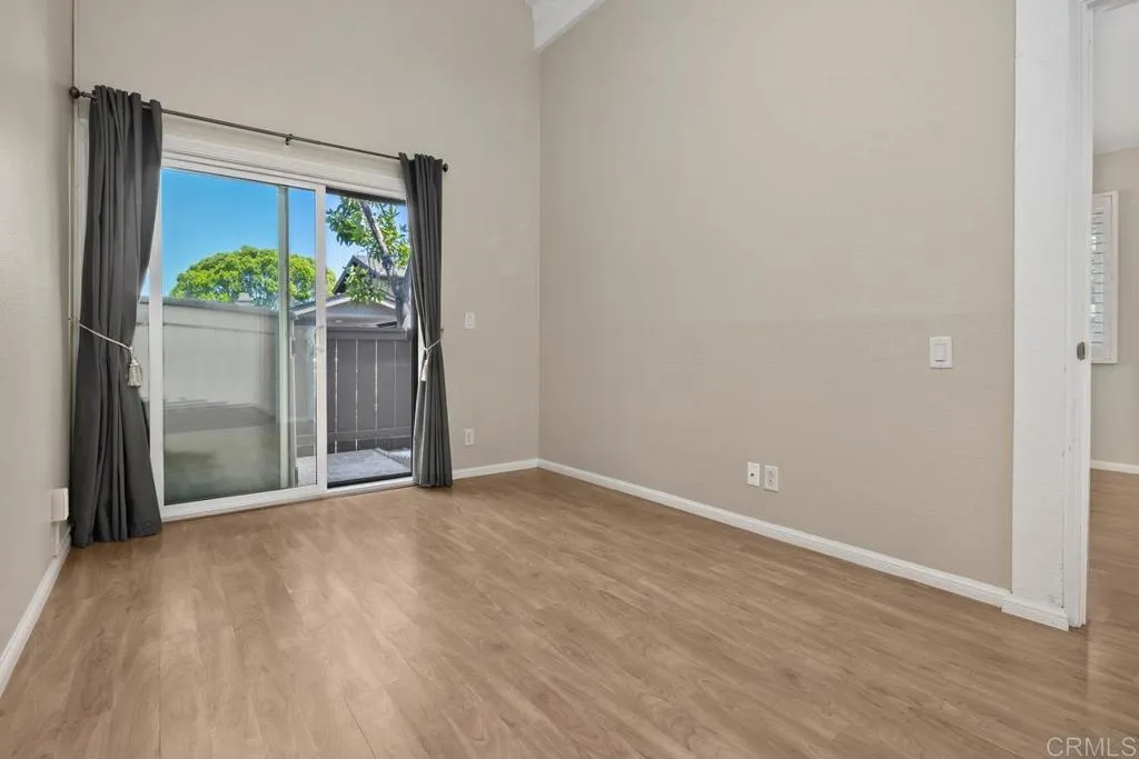 https://cdn.realtyfeed.com/cdn/127/306479297/799d1957f2f7c815f8751e21fe7c621e.webp