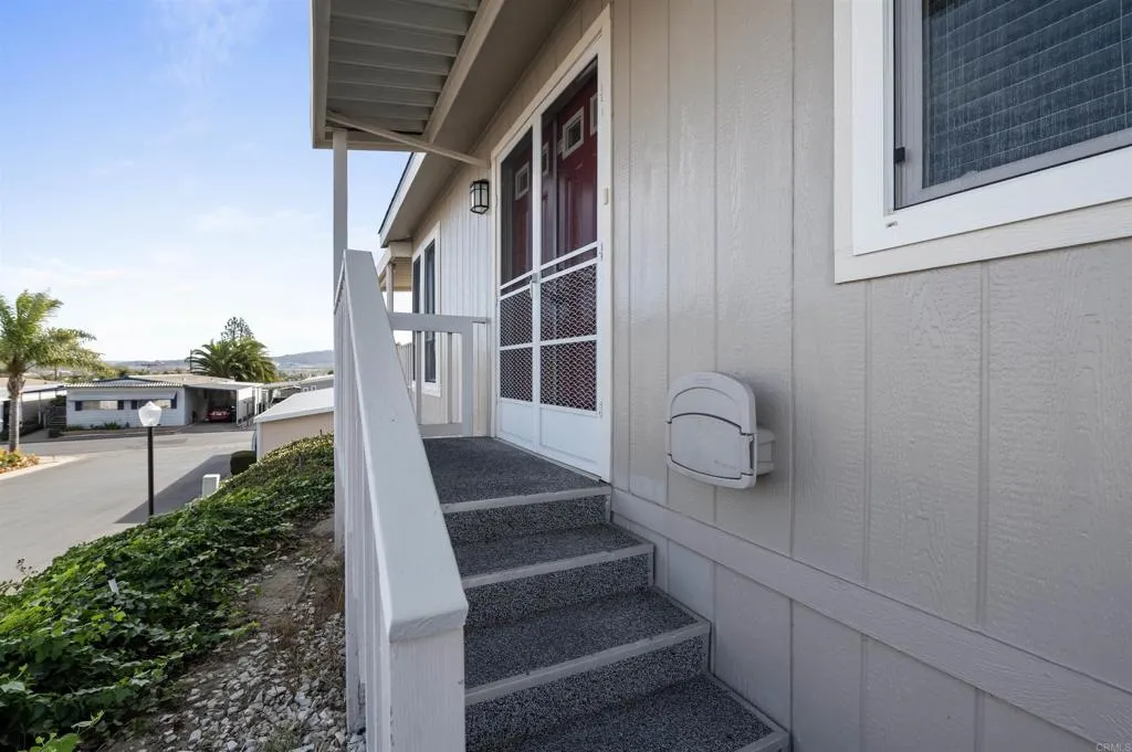 https://cdn.realtyfeed.com/cdn/127/306479307/29e56540b0a3fc480a13d094005db323.webp