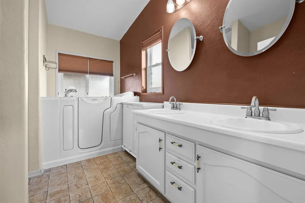 https://cdn.realtyfeed.com/cdn/127/306479307/5bc85104982ebd9e4f29b3bbad8f6285.webp