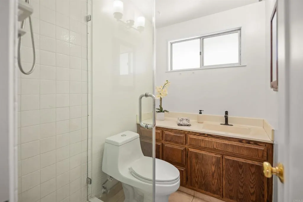 https://cdn.realtyfeed.com/cdn/127/306479309/df7424044999a07df3b52519d408fbdb.webp
