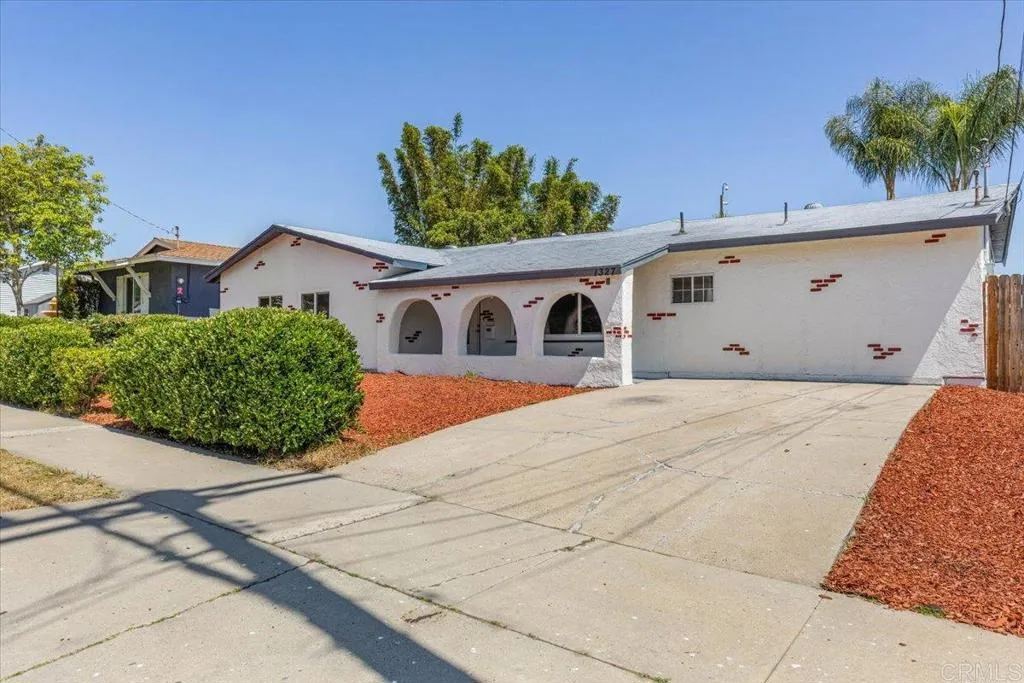 https://cdn.realtyfeed.com/cdn/127/306479325/fe6889656833d8f39bb31403e3f84220.webp