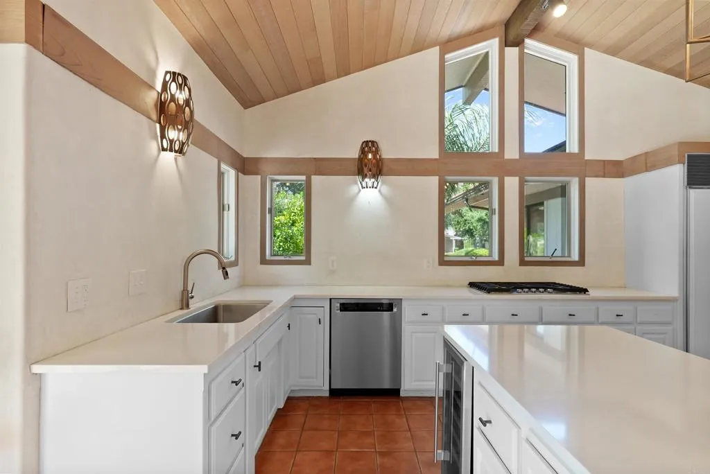 https://cdn.realtyfeed.com/cdn/127/306479362/065447fc2d1d5fa4e580dcdb25e87afd.webp