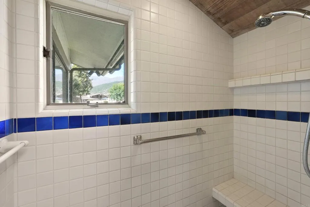 https://cdn.realtyfeed.com/cdn/127/306479362/2f19440205334fa6fa2fd65130c666bc.webp