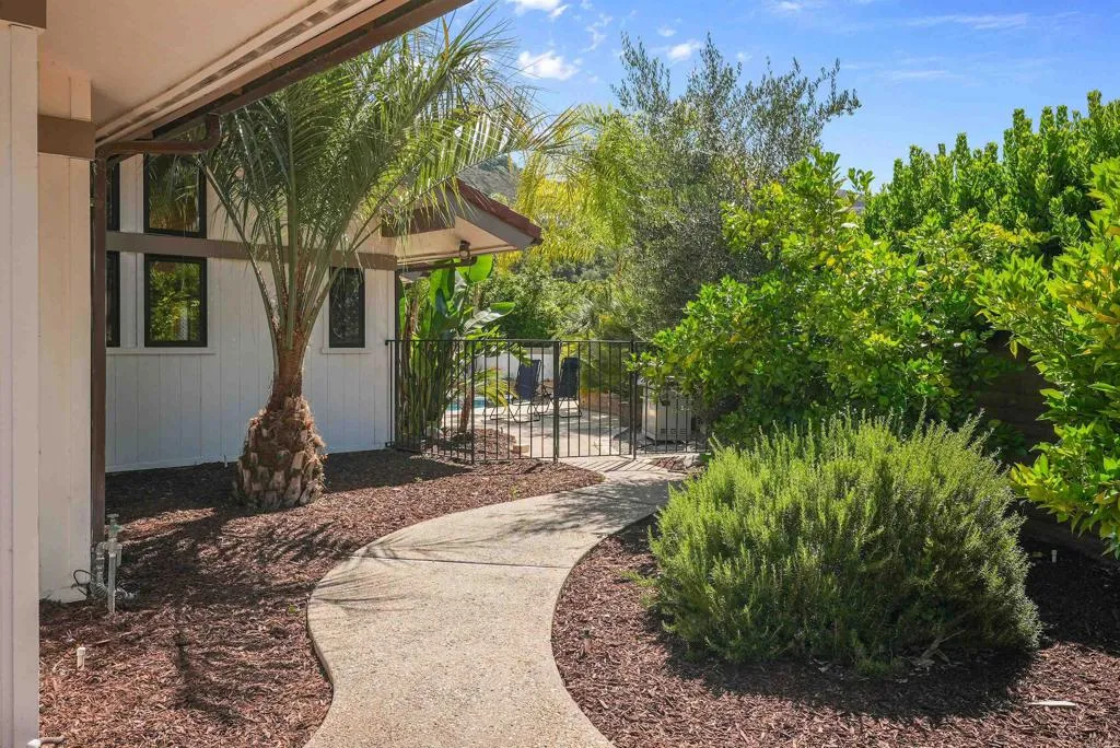 https://cdn.realtyfeed.com/cdn/127/306479362/62587d9224483db81805bb6037971e6a.webp
