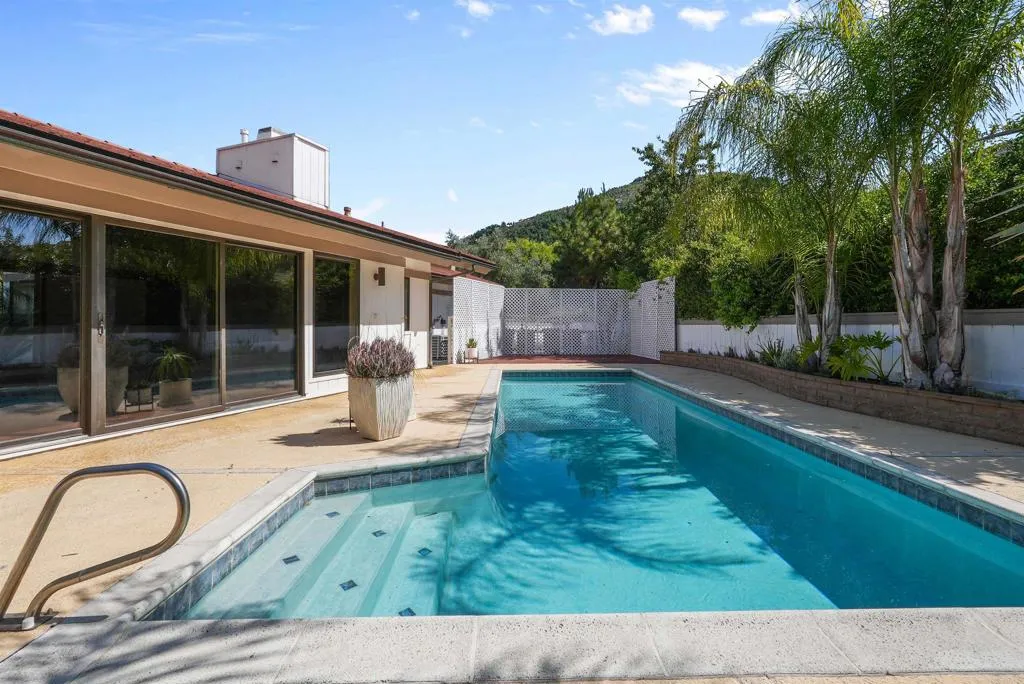 https://cdn.realtyfeed.com/cdn/127/306479362/879734a9bb21187501126d346ee30b84.webp