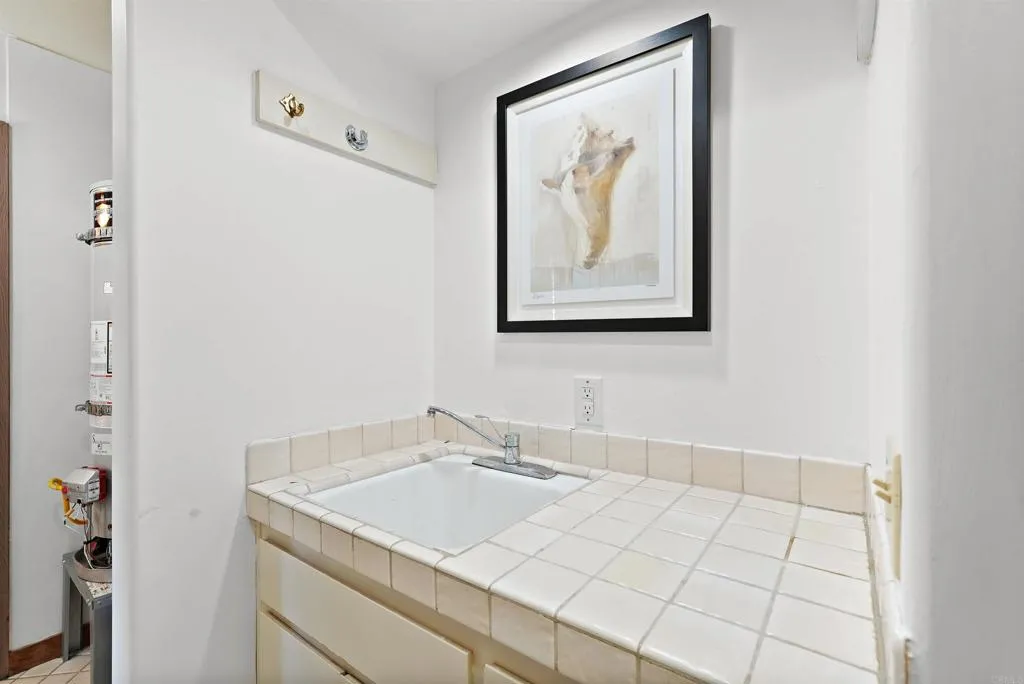 https://cdn.realtyfeed.com/cdn/127/306479362/d93908c271e7dea91f2092fc7701eab9.webp