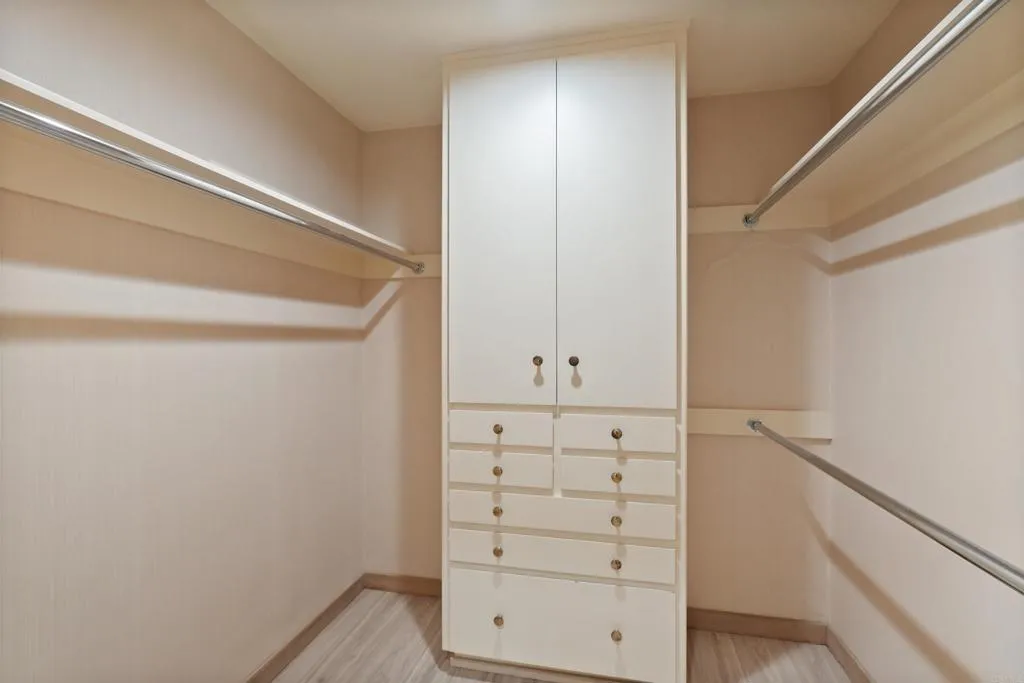 https://cdn.realtyfeed.com/cdn/127/306479362/feb1b15e58ba6584bea0441635326fe1.webp