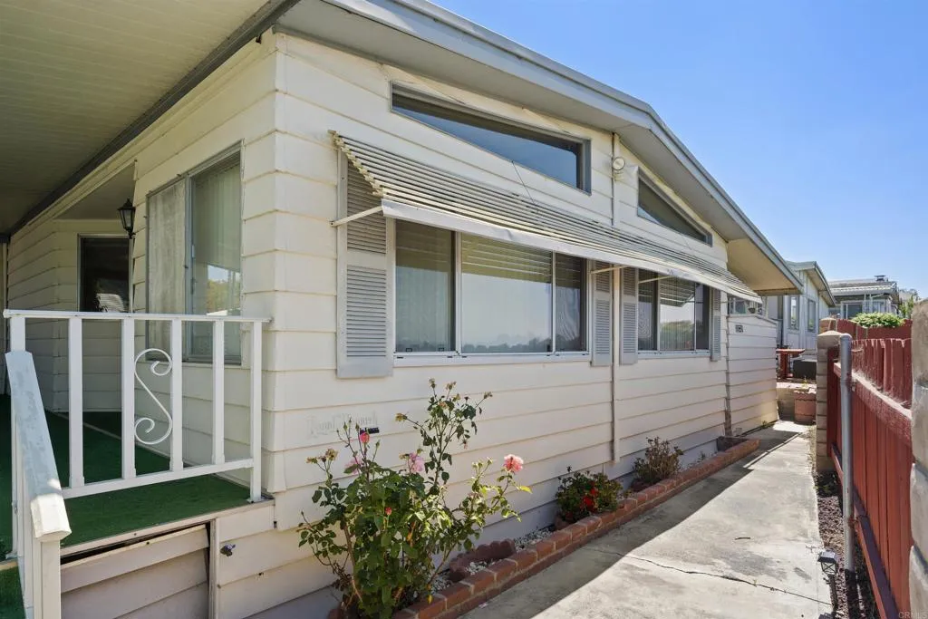 https://cdn.realtyfeed.com/cdn/127/306479430/5669c6aeb31d6b0fb3cb9c9eae309a38.webp