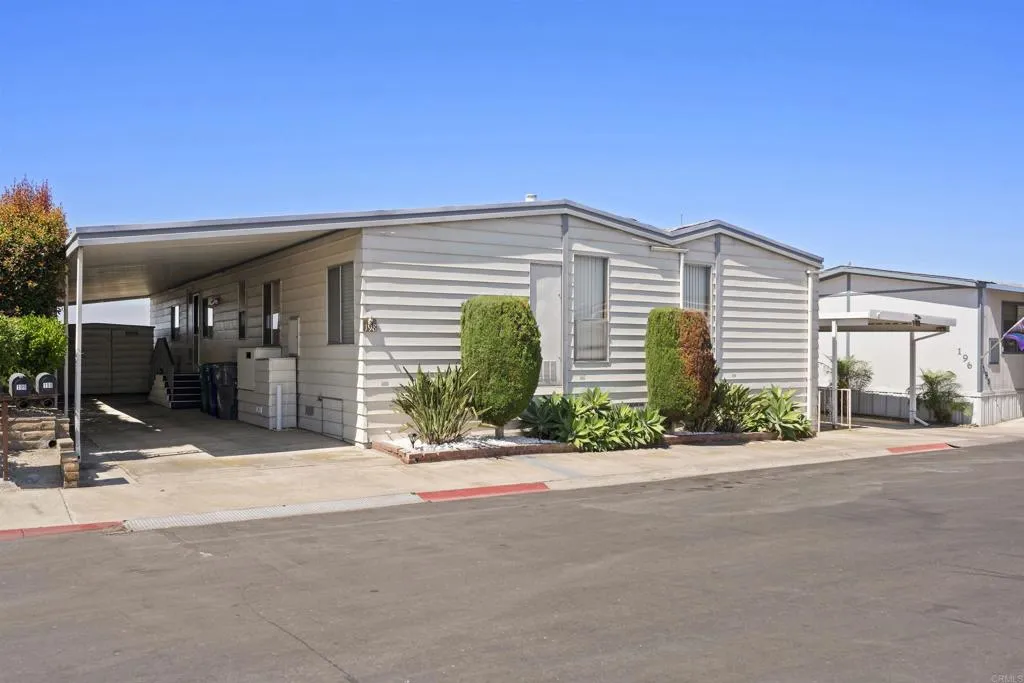 https://cdn.realtyfeed.com/cdn/127/306479430/f66c1c73cbd8077b04cf619423ced0f8.webp