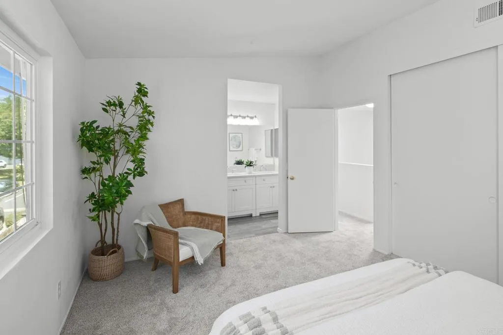 https://cdn.realtyfeed.com/cdn/127/306479483/a0040534bab80c53e7b3fb338cd28cf9.webp