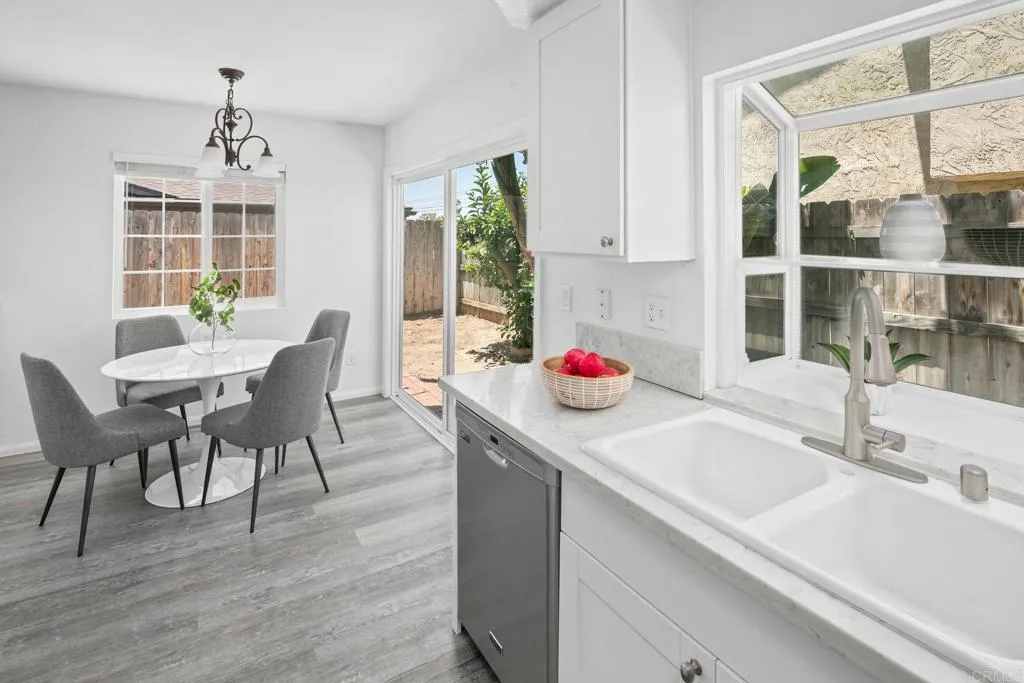 https://cdn.realtyfeed.com/cdn/127/306479483/a7f0707f44dc6deb4742c177bf152378.webp
