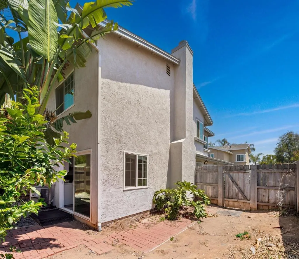 https://cdn.realtyfeed.com/cdn/127/306479483/cf7d450b22b90d523fbc5a71d661d0fd.webp