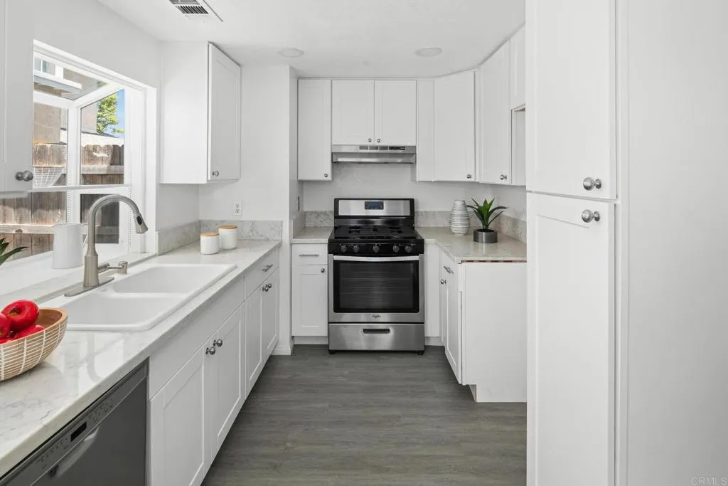 https://cdn.realtyfeed.com/cdn/127/306479483/f23af22ffe5826ccae1875b237ead546.webp