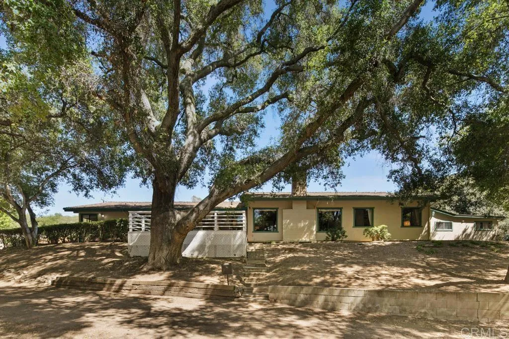 https://cdn.realtyfeed.com/cdn/127/306479506/5d0bb0cefe4e01207e05db81236bff90.webp