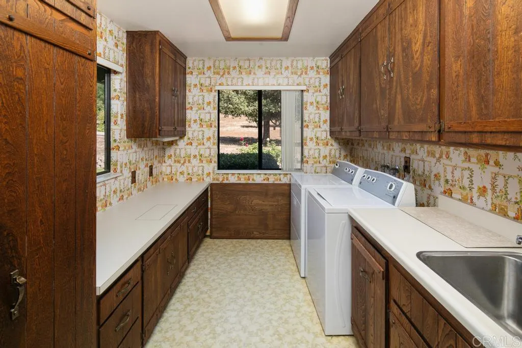 https://cdn.realtyfeed.com/cdn/127/306479506/c3e48476e5e5e4787d1296c941e3ac34.webp