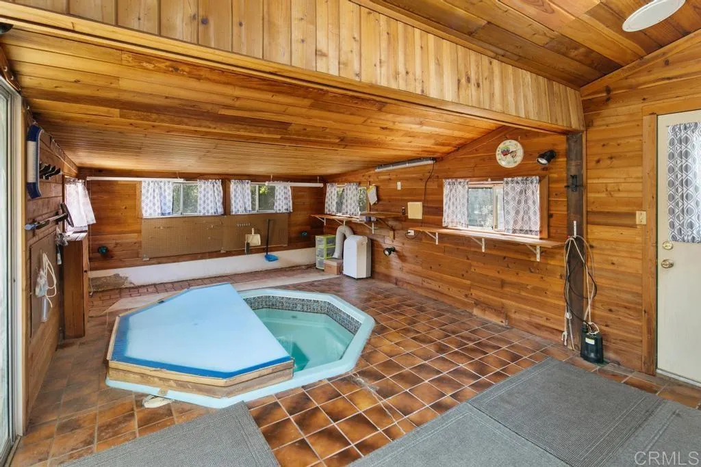 https://cdn.realtyfeed.com/cdn/127/306479506/d8ef6870d5bc9c90afabe834a8457b6d.webp