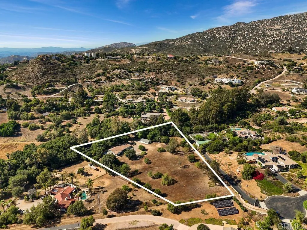 https://cdn.realtyfeed.com/cdn/127/306479506/eae133c790a7f6645f35b900dba464c4.webp