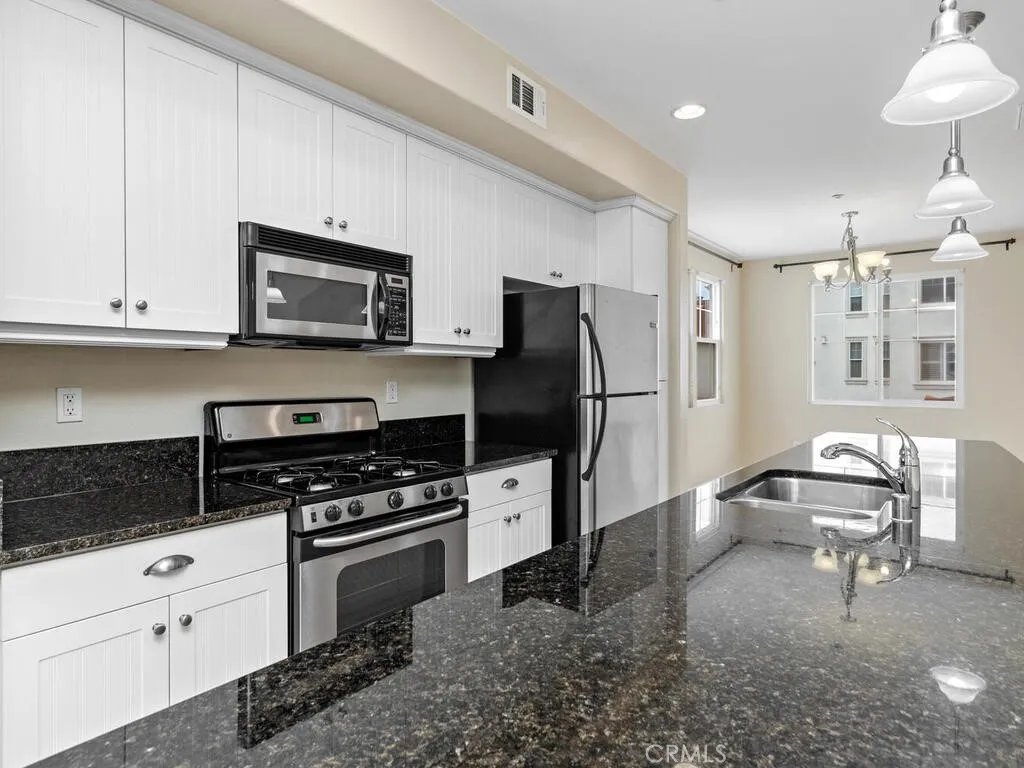 Photo #11: SW25143332 Listing: Photo #11