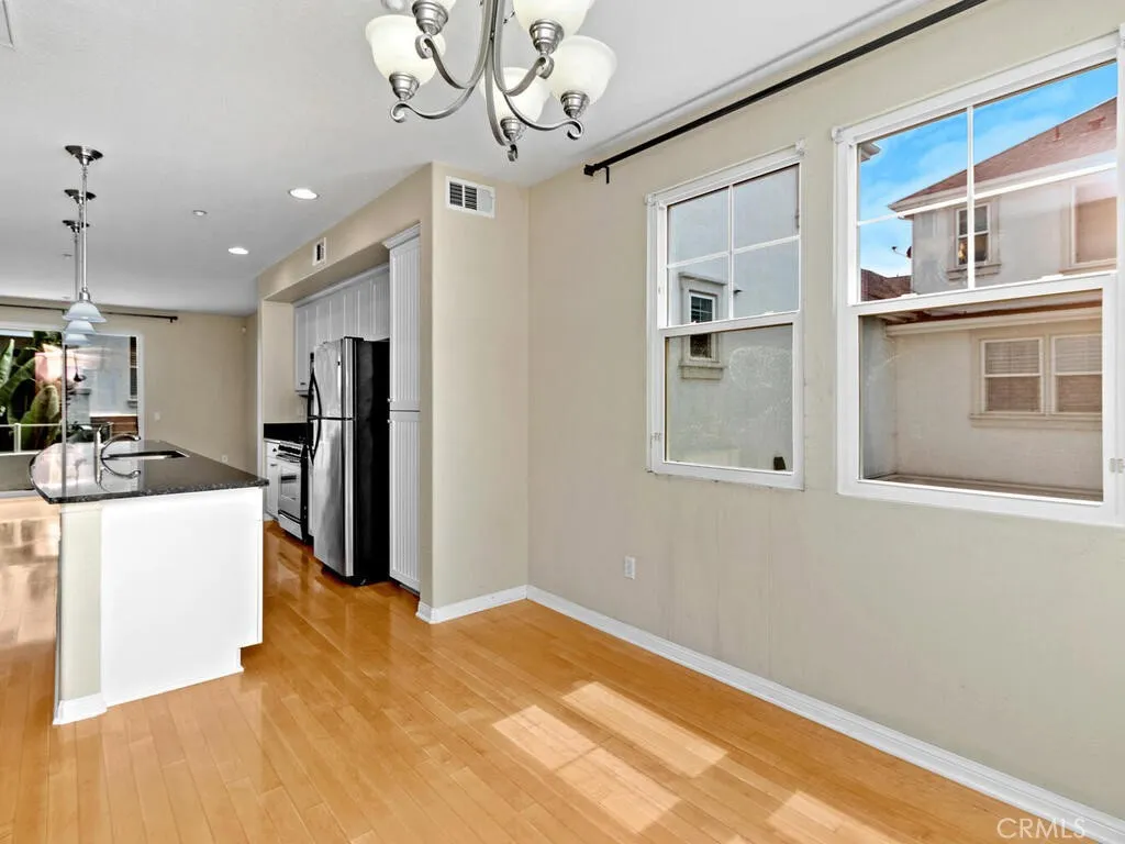 Photo #21: SW25143332 Listing: Photo #21