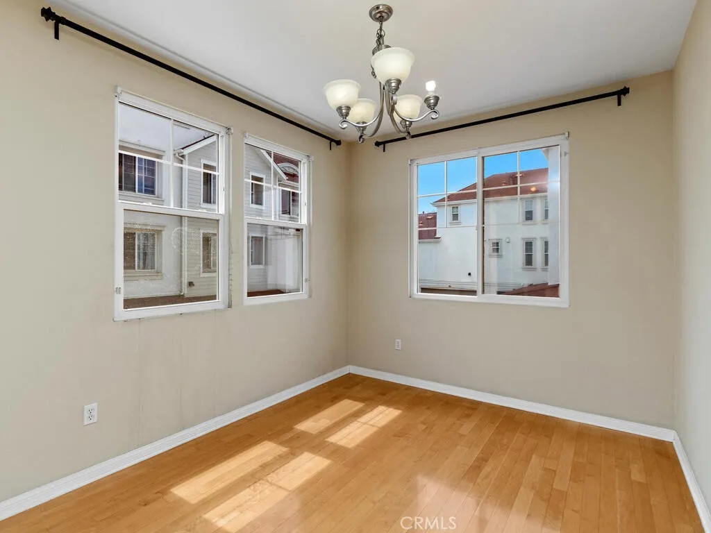 Photo #20: SW25143332 Listing: Photo #20