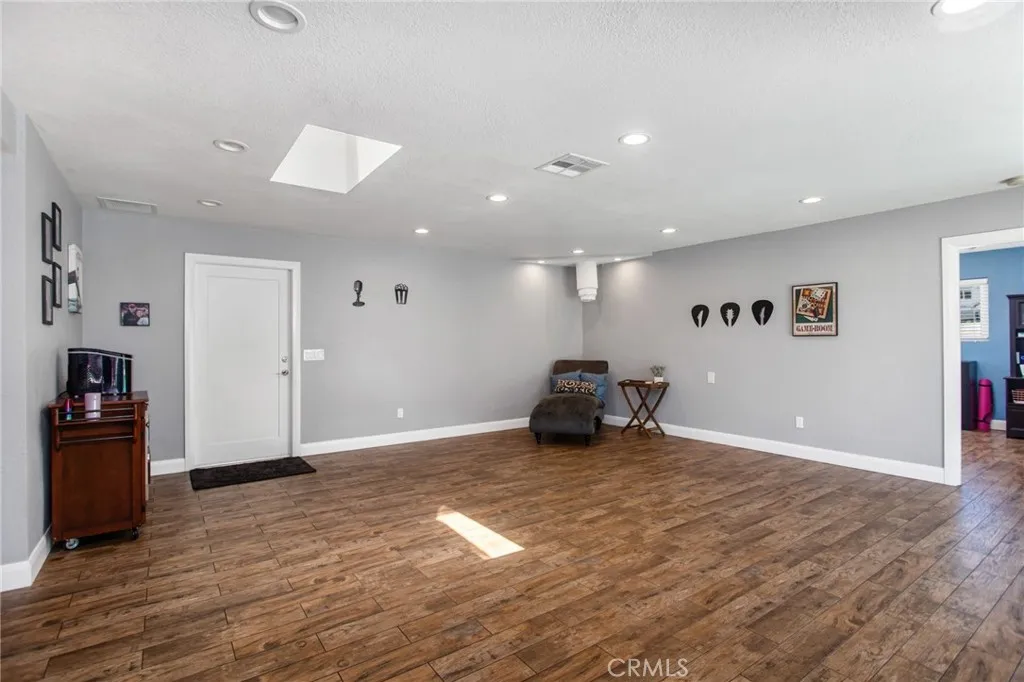 https://cdn.realtyfeed.com/cdn/127/306479576/20ac7dbec17098f266423f2fa22afc78.webp