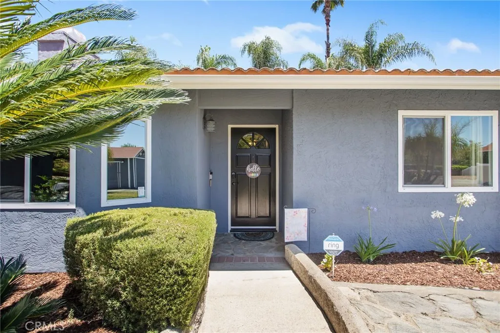 https://cdn.realtyfeed.com/cdn/127/306479576/39b45e1c1c089a1b08e86a7188c9c987.webp