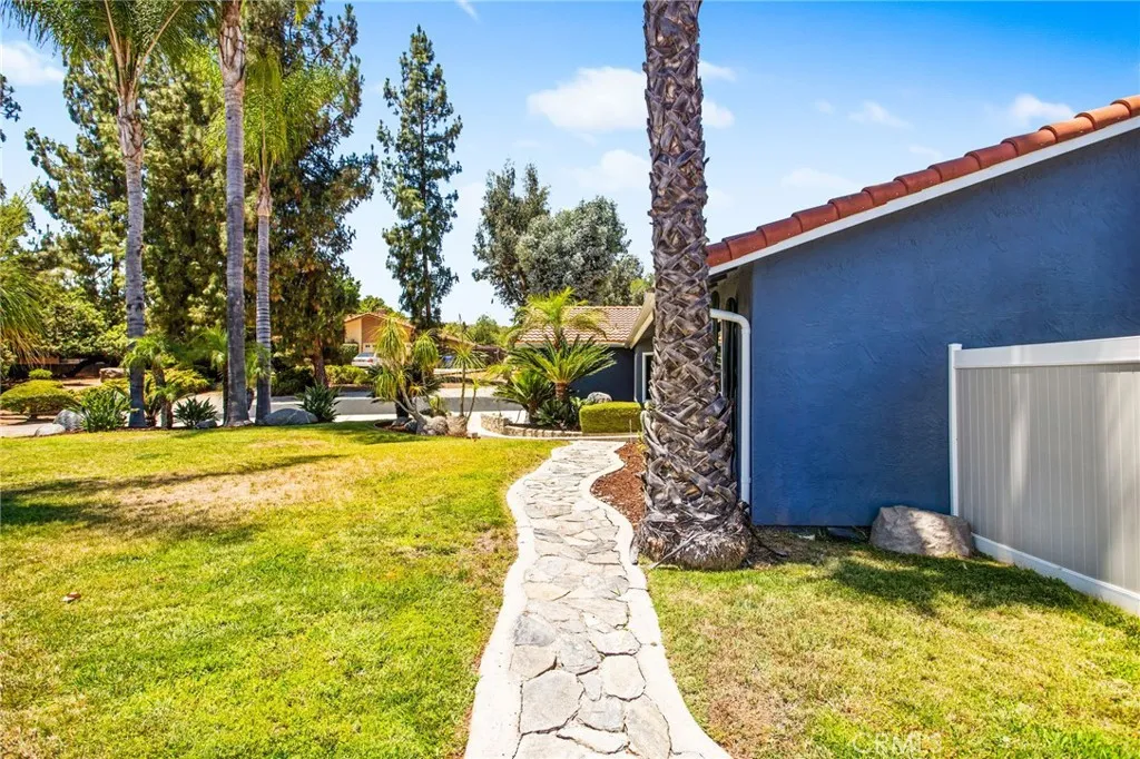 https://cdn.realtyfeed.com/cdn/127/306479576/e9631a133211425a7d8f19dd22ac2948.webp