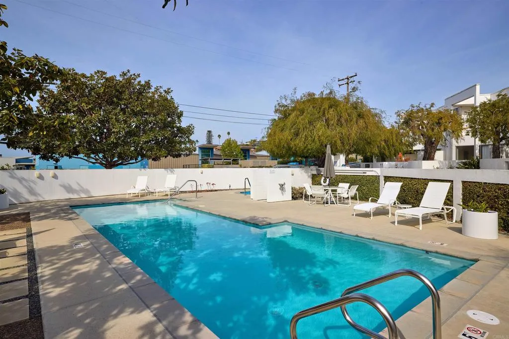 https://cdn.realtyfeed.com/cdn/127/306479686/365d94035723f0ad34586a913024c065.webp