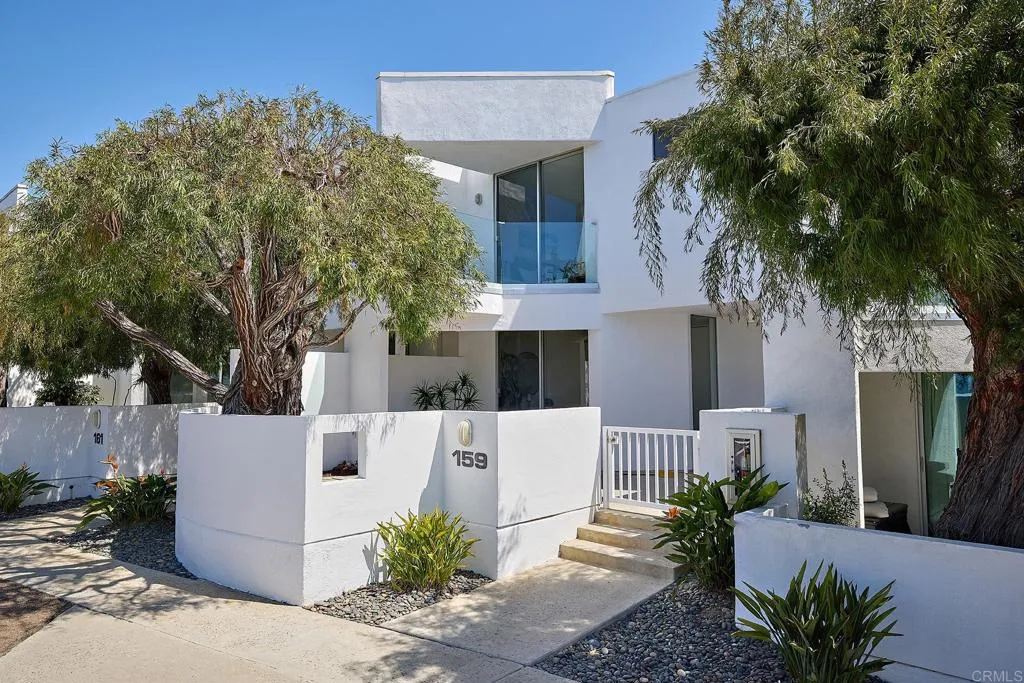 Browse Active CARDIFF BY THE SEA Condos For Sale