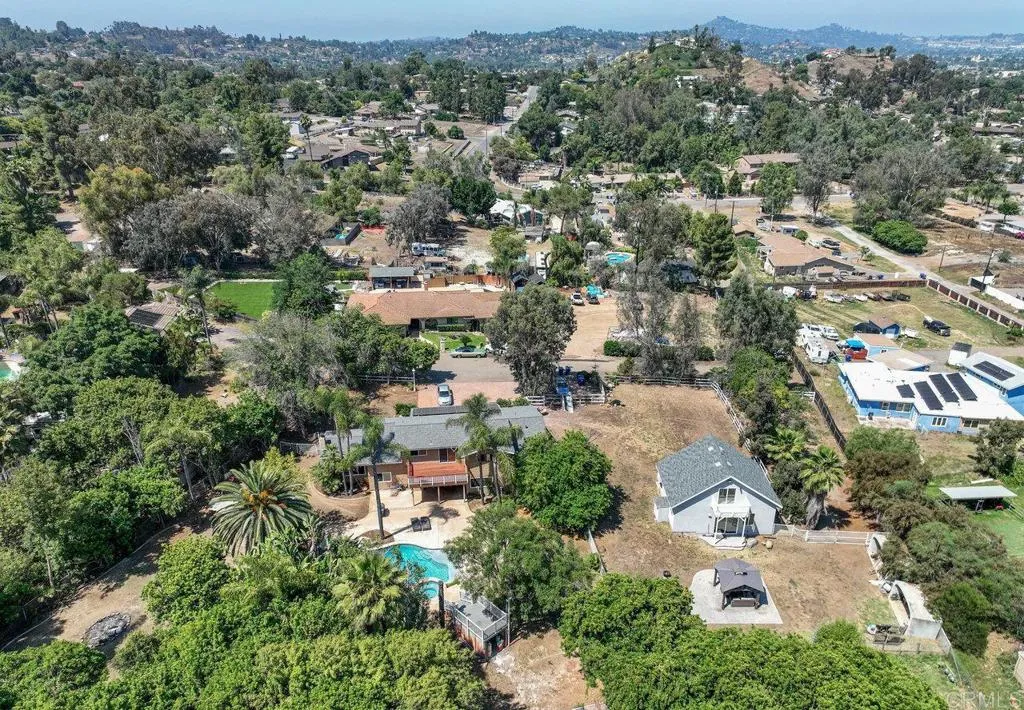 https://cdn.realtyfeed.com/cdn/127/306479834/6d8b1a94ad9b6b1758708b10e961852c.webp