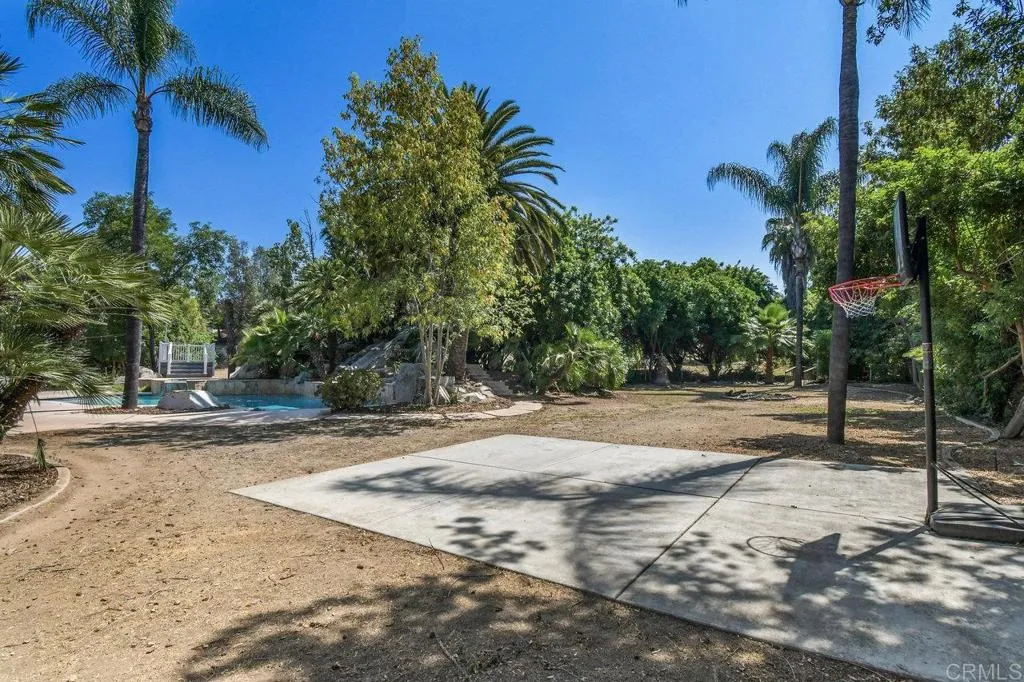 https://cdn.realtyfeed.com/cdn/127/306479834/a58344e4b1ae41963cdc7a7b387870fc.webp