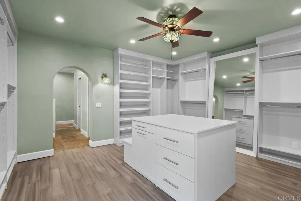 https://cdn.realtyfeed.com/cdn/127/306479834/c2987e66b0503429ff3e64be96e6adf5.webp